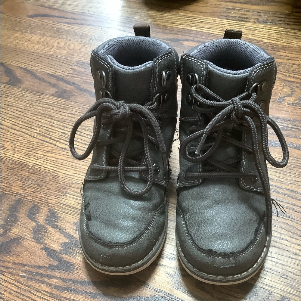 Boys boots